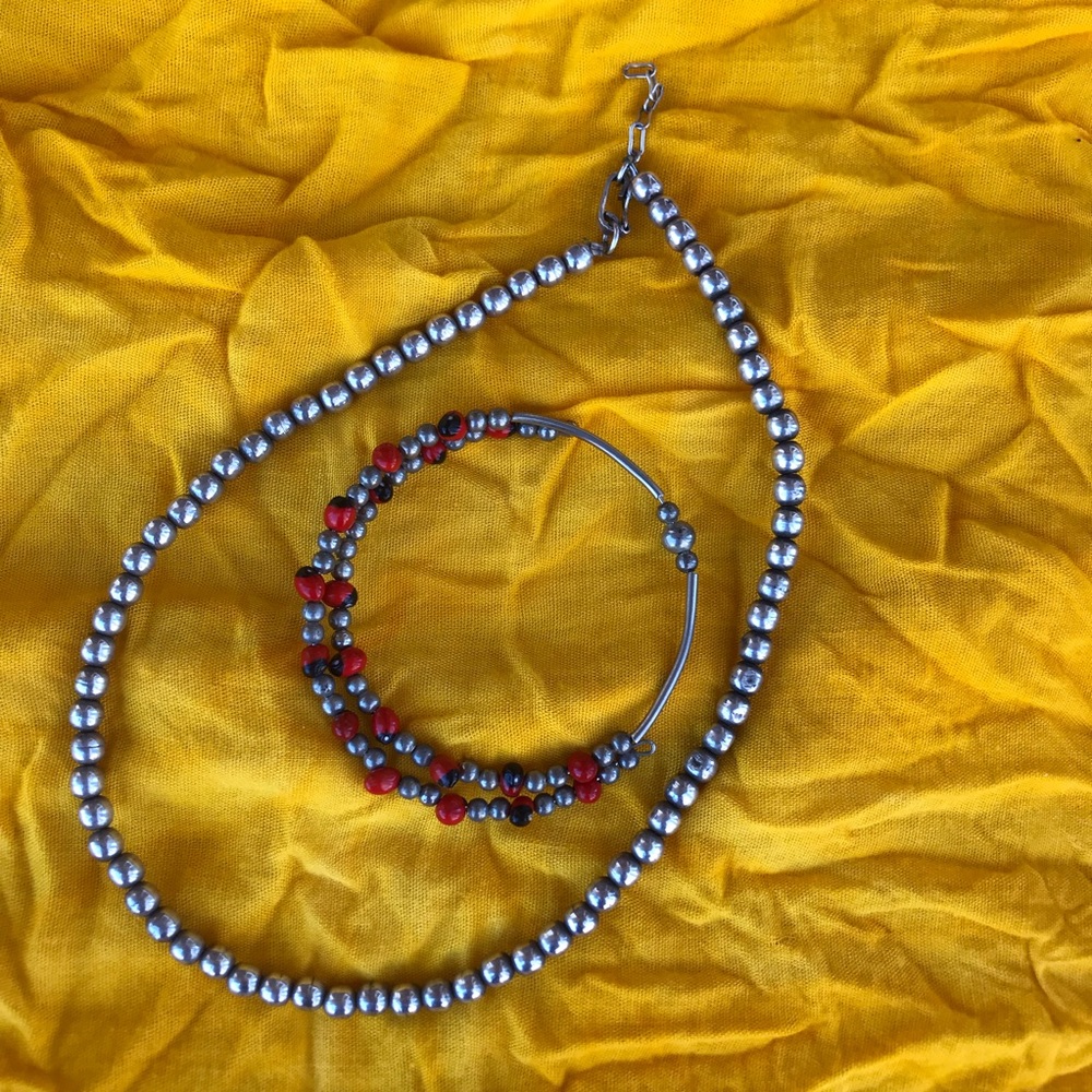 Silver And Seed Set